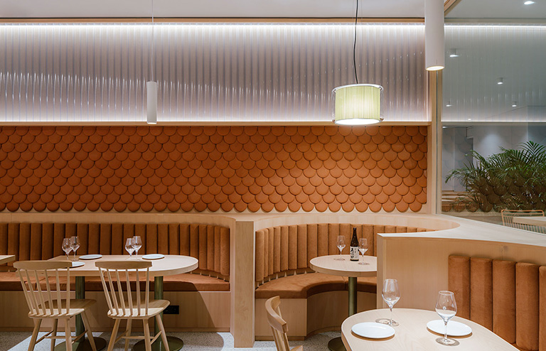 El Camino Restaurant – Interior design with Escama roof tiles